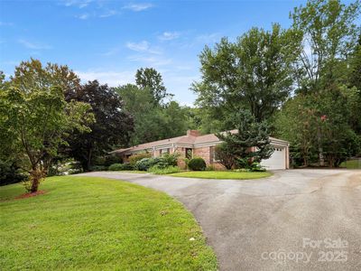 24 Ballantree Dr, Asheville, NC, 28803