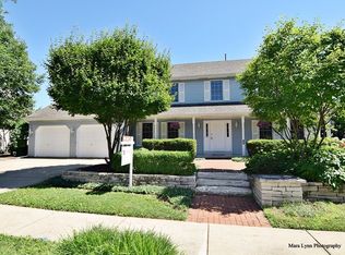 1800 Huntington Rd, St Charles, IL 60174