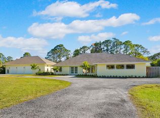 16140 E Cornwall Dr, Loxahatchee, FL 33470