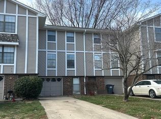 519 NW 3rd St, Blue Springs, MO 64014