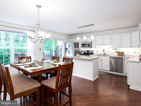 5th image of 457 Brookside Dr #137