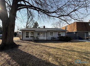 3201 Schneider Rd, Toledo, OH 43614