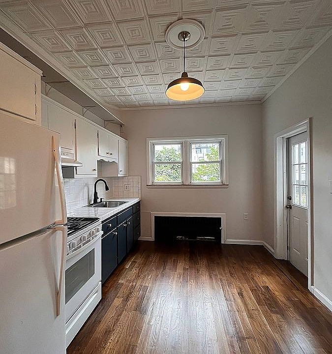 1st image of 309 Summit Ave