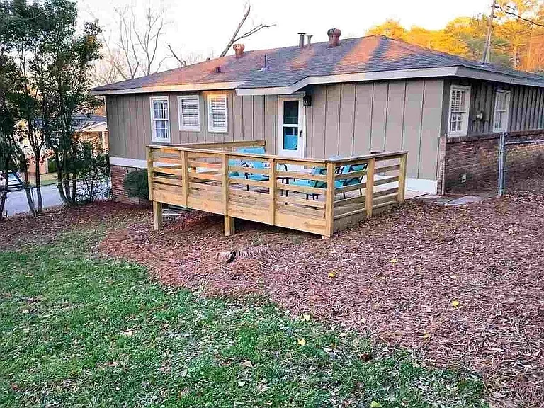 100 Marsey Ln — Photo 12