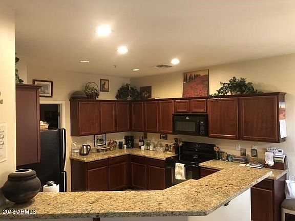 2954 E Dunbar - kitchen
