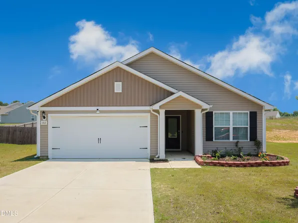 102 Coleshill Rd, Angier, NC 27501