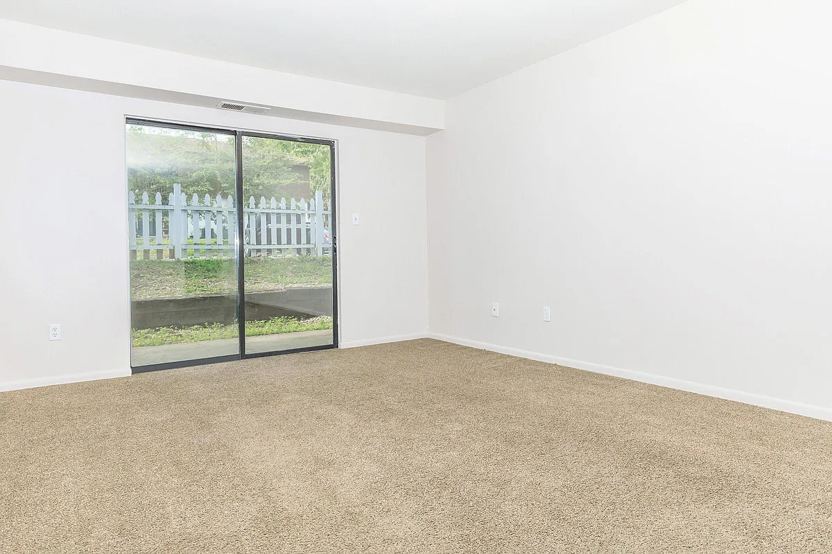 Building Photo - 287 Cline Ave #B