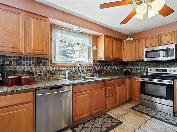 3rd image of 5344 Georgiann Dr