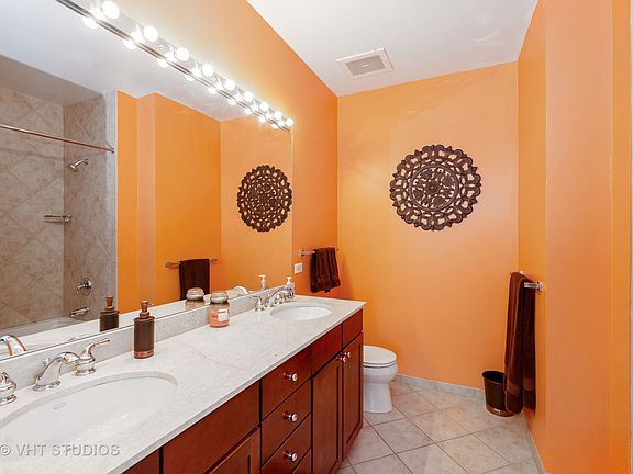 5th image of 720 N Larrabee St APT 1610