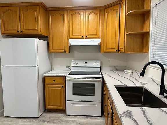 2nd image of 5200 Snow Dr APT 1
