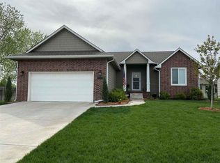 4045 N Lake Ridge St, Wichita, KS 67205