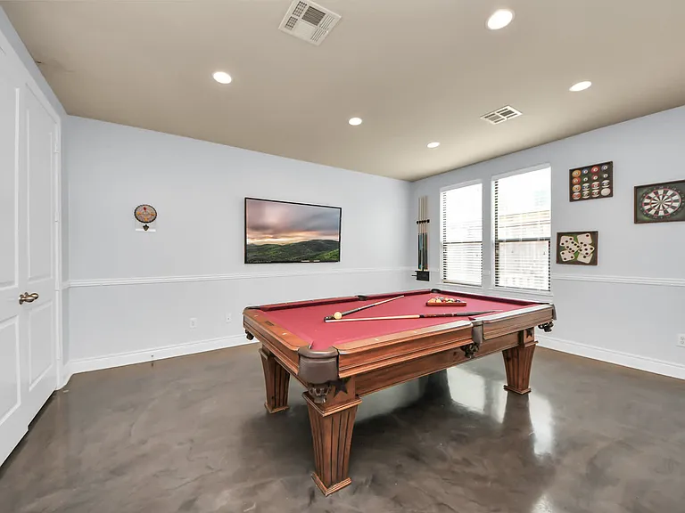 Building's Lounge