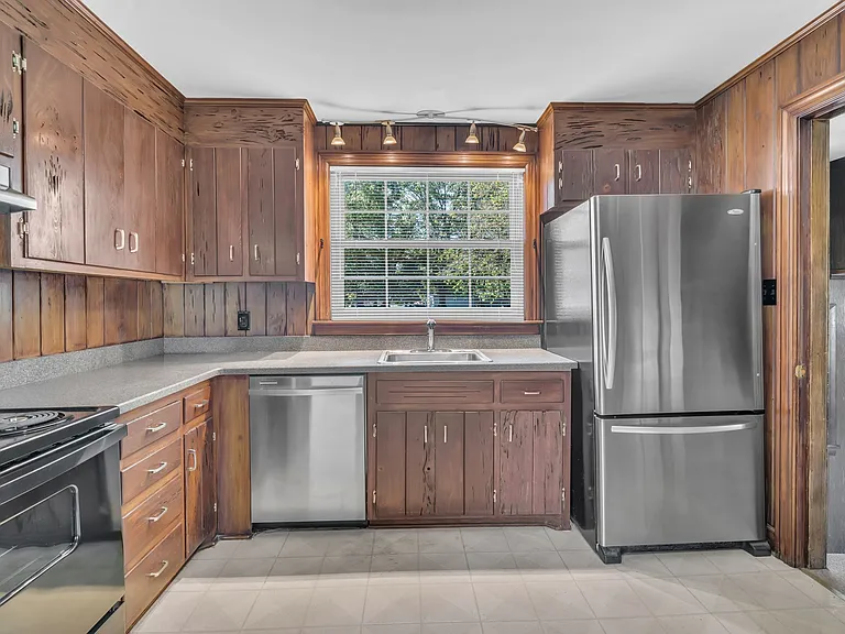 5220 Stallworth Dr — Photo 7