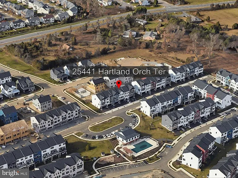 25441 Hartland Orchard Ter — Photo 20