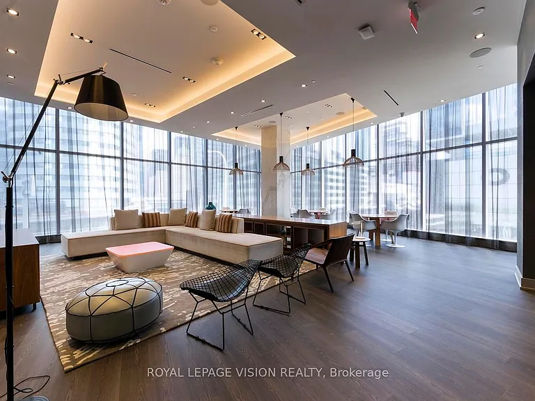 10 York St #4412 — Photo 18