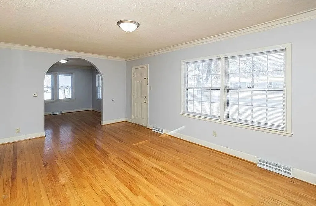 1938 63rd Street — Photo 3