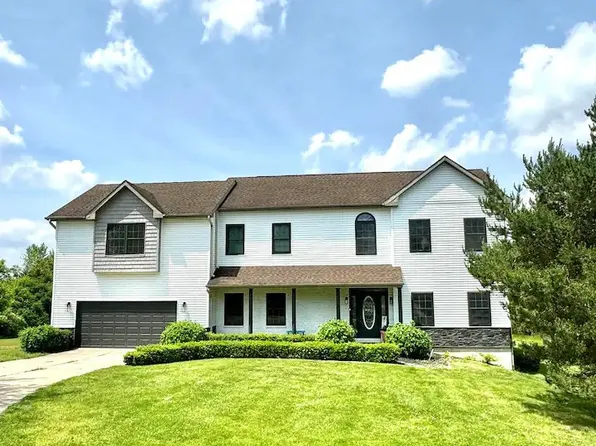 9860 Parrish Ave, Saint John, IN 46373