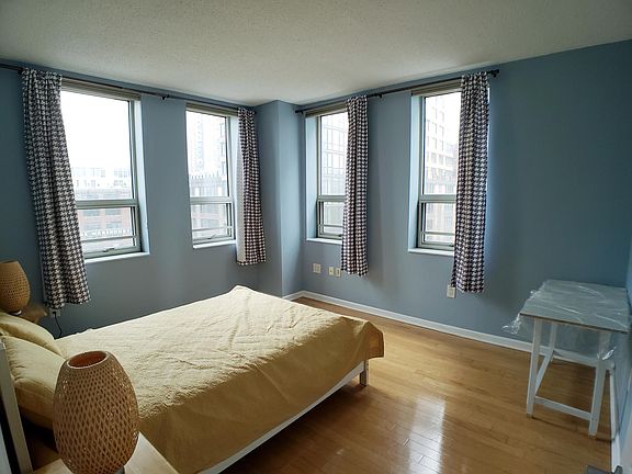 4th image of 143 Morgan St #601