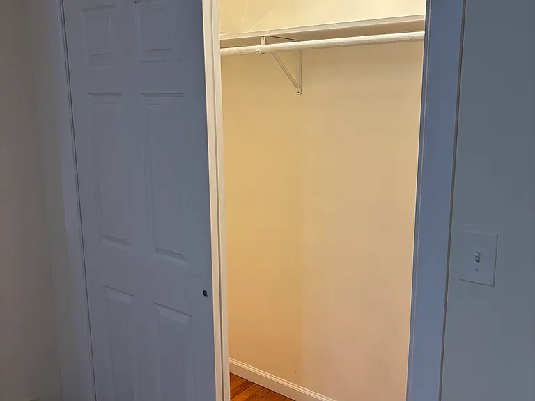 610 E 187th St #3 — Photo 3