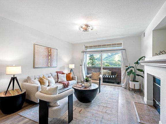 5th image of 212 Crescent Ct