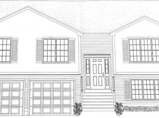 32 Skyview Dr, Farmington, NH 03825