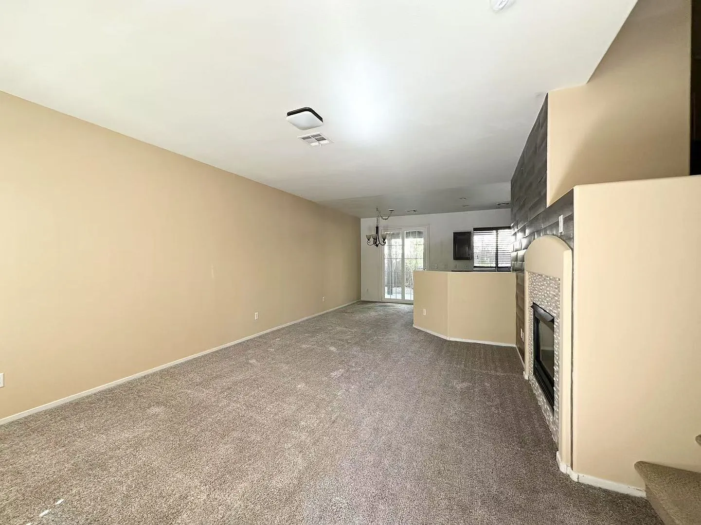 Desirable Summerlin Location — Photo 2