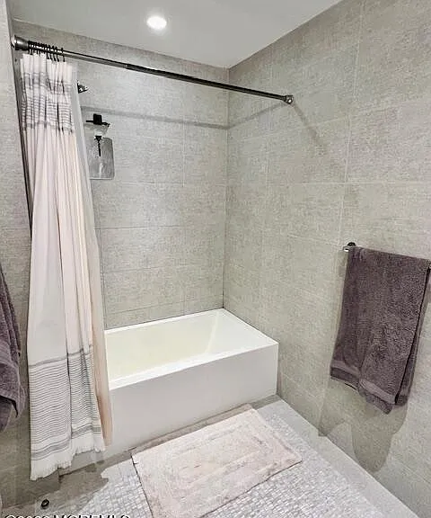 30 Melrose Ter #221 — Photo 17