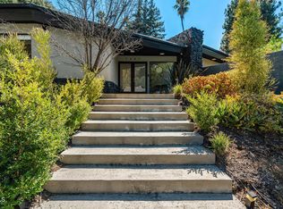 3581 Valley Meadow Rd, Sherman Oaks, CA 91403