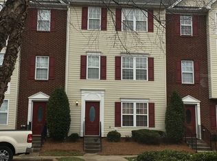 9914 Treeside Ln, Matthews, NC 28105