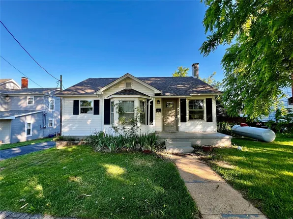 404 Pine St, Potosi, MO 63664