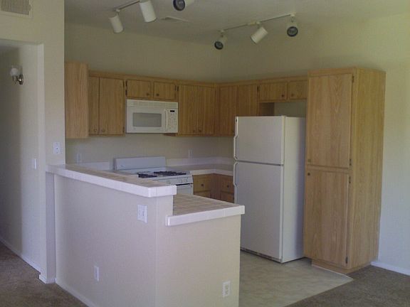 3rd image of 251 S Green Valley Pkwy Unit 2922