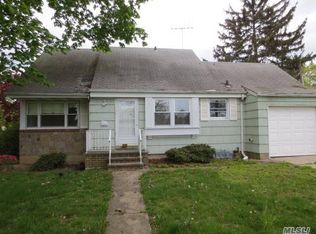 3417 De Mott Ave, Wantagh, NY 11793