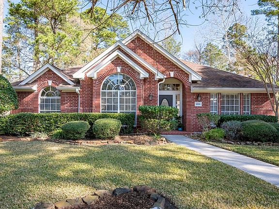 Surrounded by beautifully mature trees