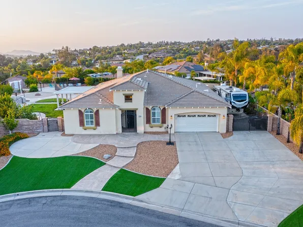 1253 Viento Ct, Riverside, CA 92508