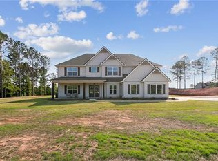 1975 Bohannon Rd, Grantville, GA 30220