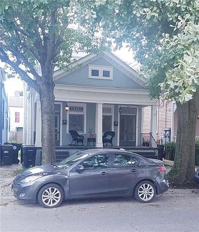 1st image of 128 S Scott St #130