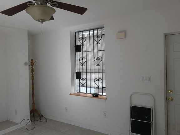 3rd image of 1013 N Orkney St