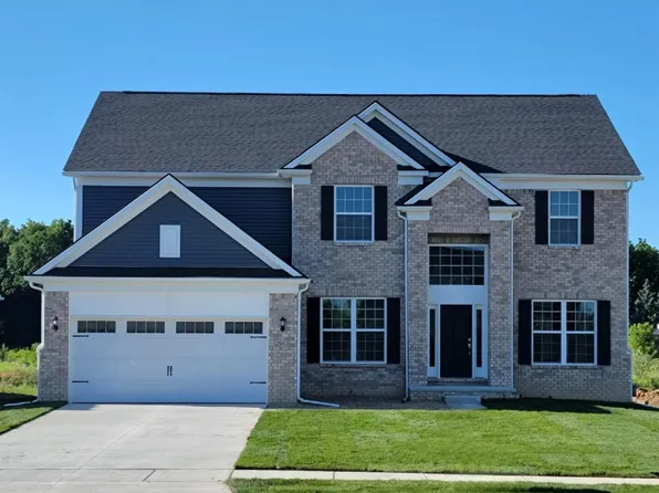 51131 Deerbrook Dr, Macomb, MI 48042