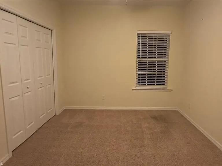 23611 Alamanda Dr #202 — Photo 7