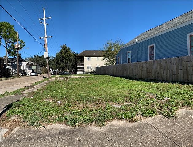 1st image of 2729-31 Philip St