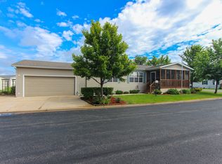 564 Mallard Cir, Sandwich, IL 60548