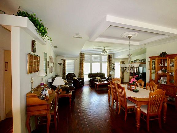 5th image of 512 Thyme Way