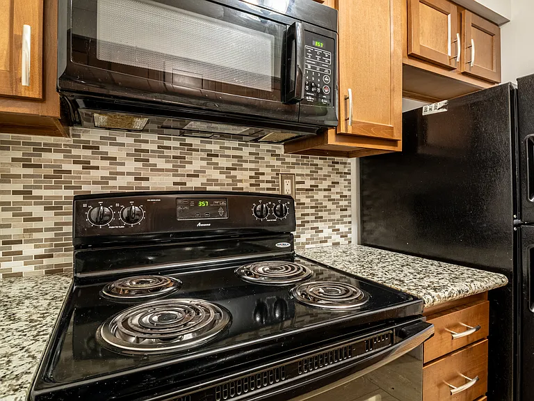 5410 Wellesley Ave #2 — Photo 11