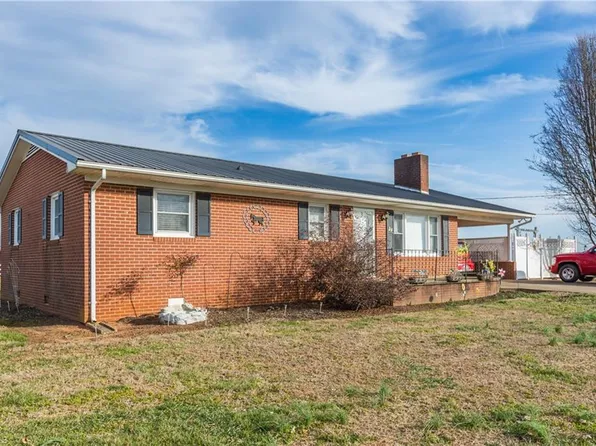 3608 Reece Rd, Boonville, NC 27011