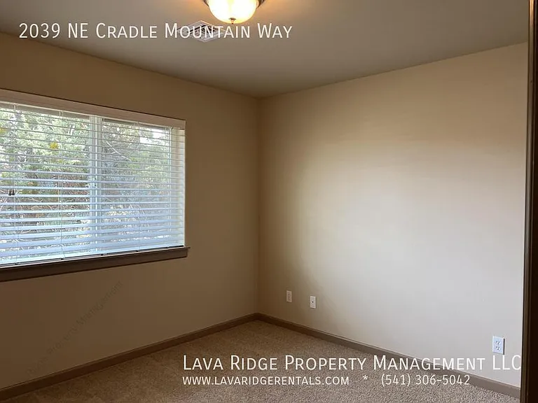 2039 Cradle Mountain Way — Photo 12