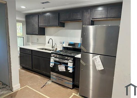 2nd image of 139 N Mayfield Ave #G