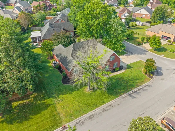 502 Forrest Pointe Dr, Murfreesboro, TN 37130