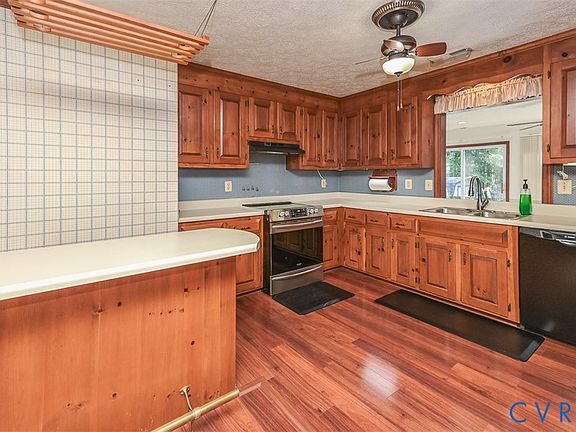 2nd image of 116 Treva Rd