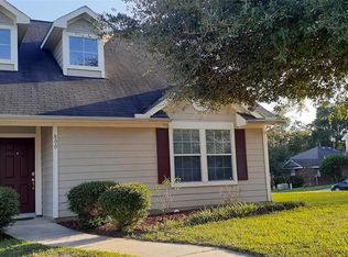 800 Belvedere Dr, Conroe, TX 77301