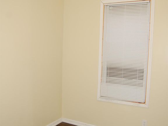 5th image of 2863 N Buffum St #2863